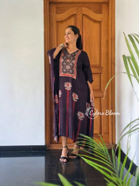 NOOR AJRAKH MODAL KAFTAN