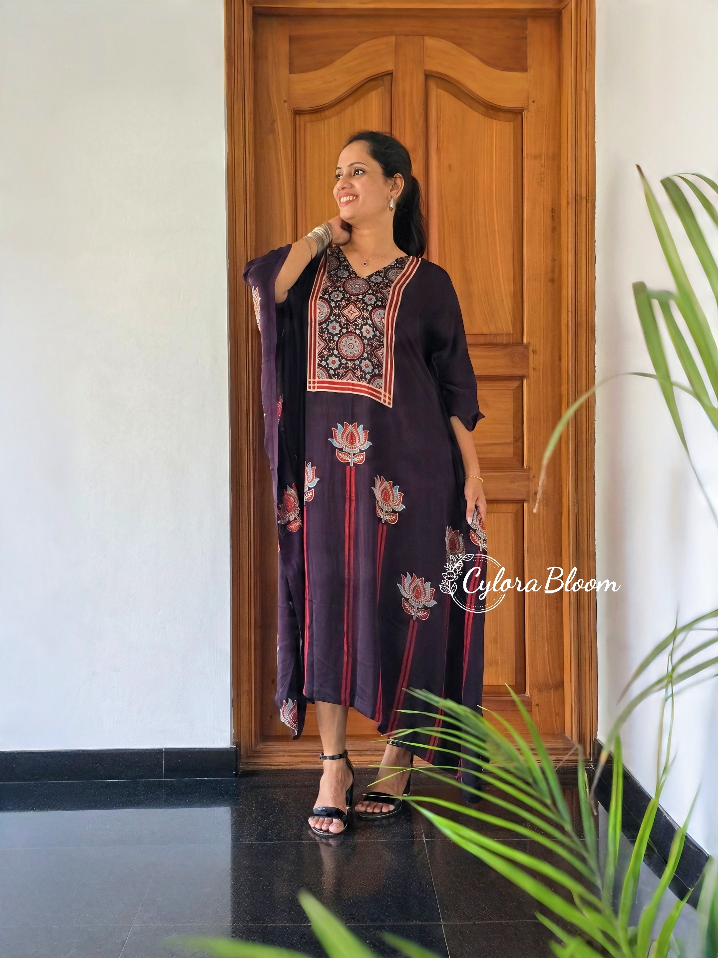 NOOR AJRAKH MODAL KAFTAN