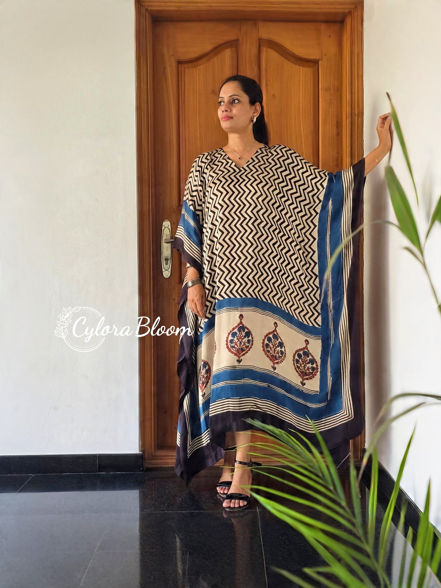 NOOR AJRAKH MODAL KAFTAN - Image 2