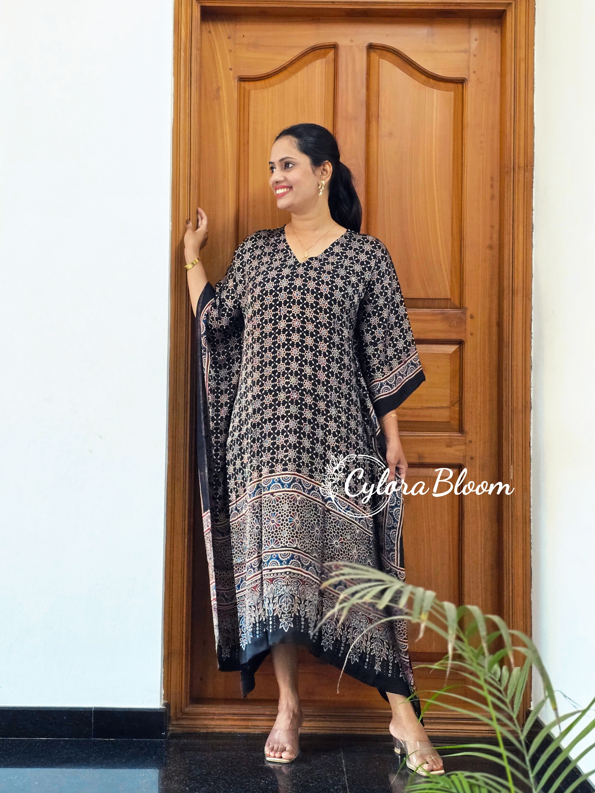 NOOR AJRAKH MODAL KAFTAN - Image 2