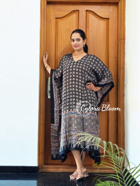 NOOR AJRAKH MODAL KAFTAN